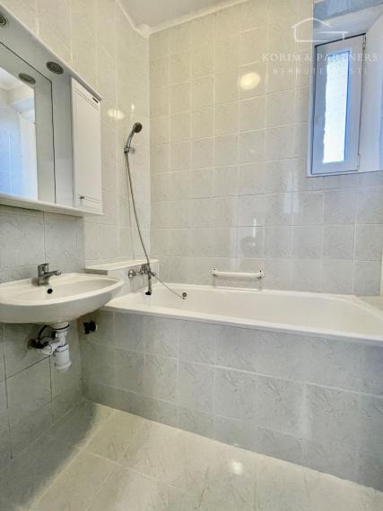 Tradičný meštiansky 1 izbový byt na prenájom v Nových Zámkoch