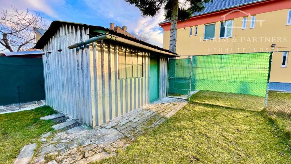 Tradičný meštiansky 1 izbový byt na prenájom v Nových Zámkoch