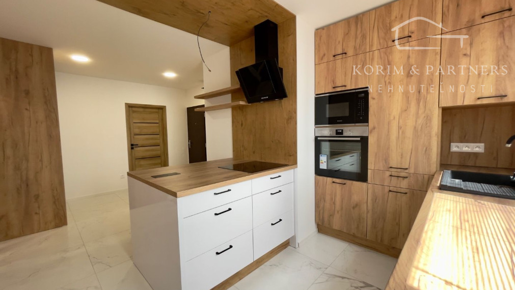 2 izbový zrekonštruovaný byt Komárno