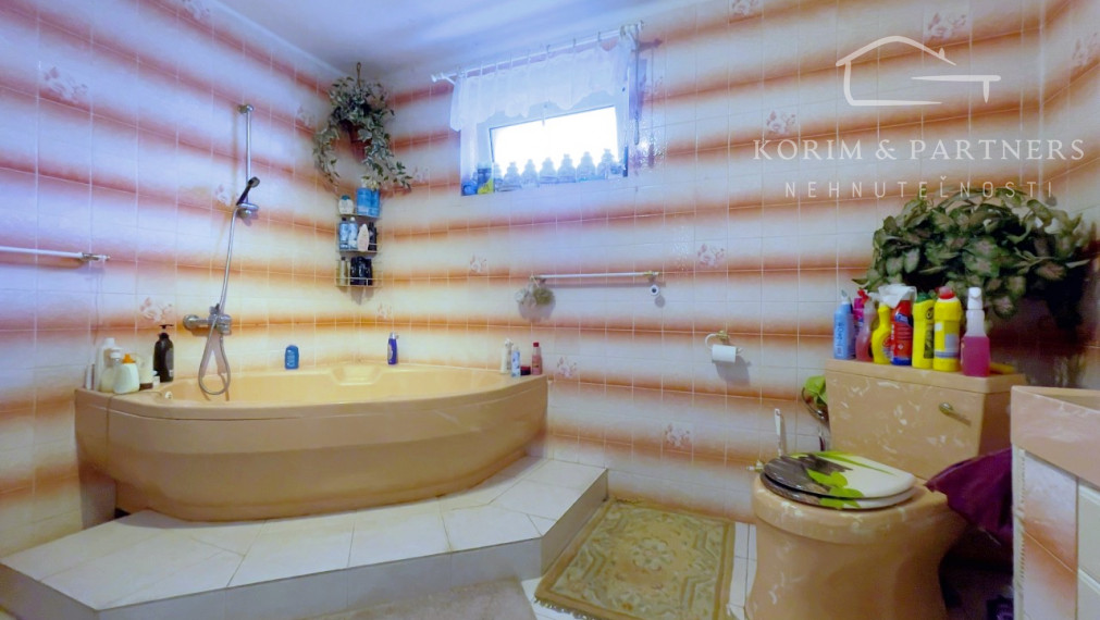 Rodinný dom v Bene, Komárno na predaj