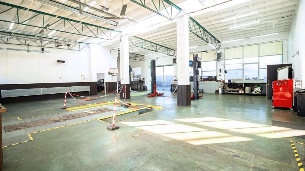 Autoservis na predaj, Hurbanovo