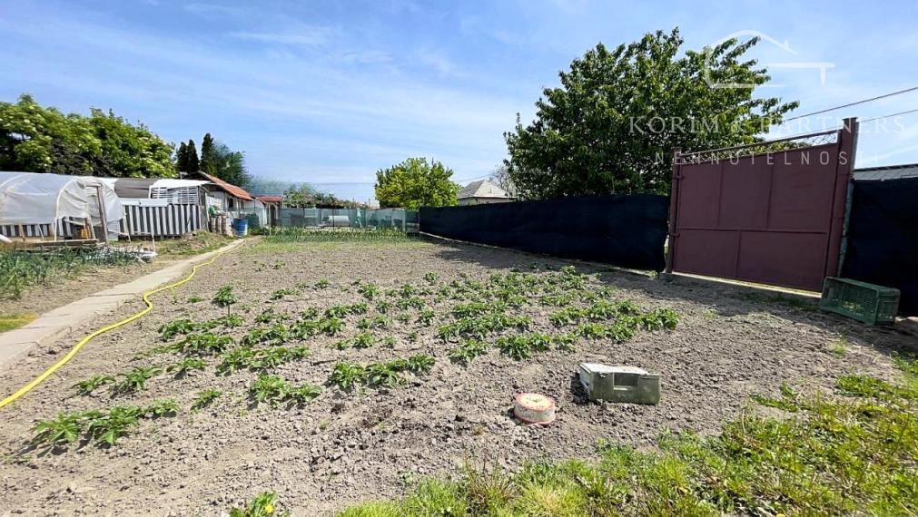 Nájomný dom na predaj, Kolárovo