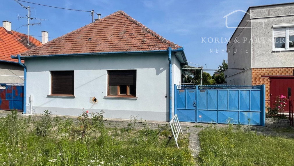 Predaný - Rodinný dom v Kolárove na predaj