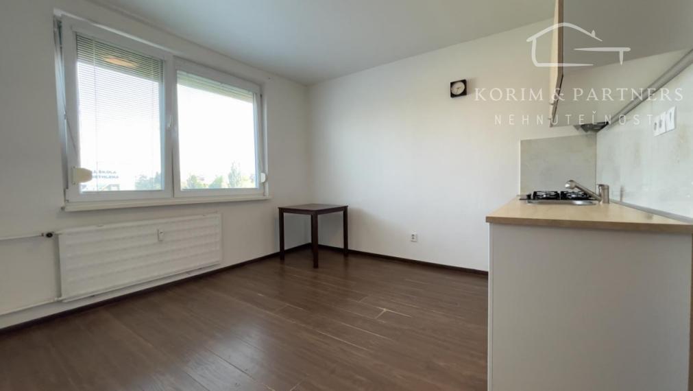 1 izbový byt na prenájom Bethlena, Nové Zámky