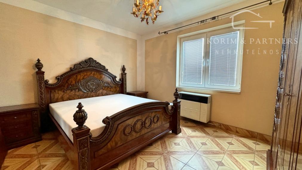 Rodinný dom s hosťovským domom, Tvrdošovce