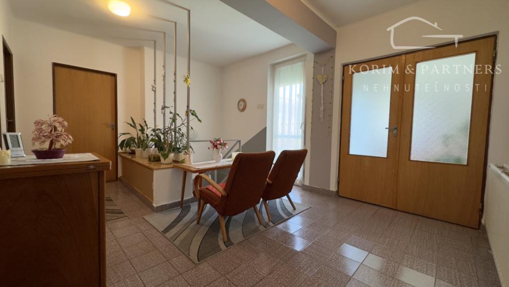 Rodinný dom v radovej zástavbe, Komárno