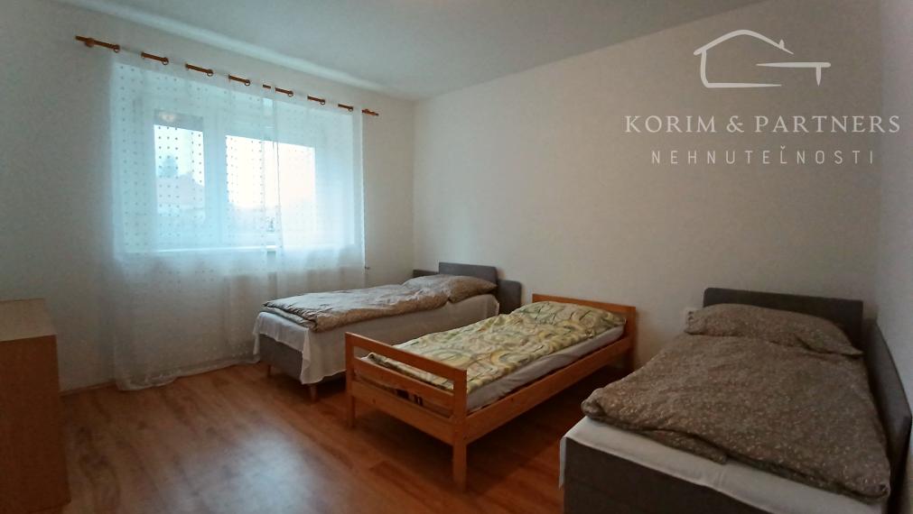 Rodinný dvojdom s možnosťou nadstavby na predaj, Nesvady