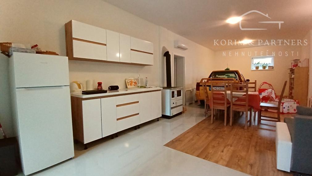 Rodinný dvojdom s možnosťou nadstavby na predaj, Nesvady