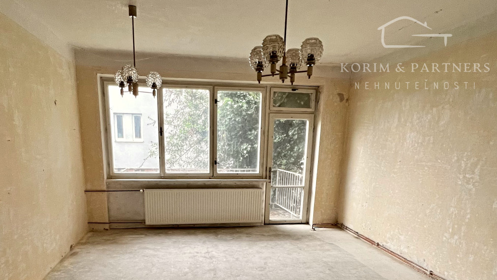 Poschodový rodinný dom na predaj, Bene, Komárno