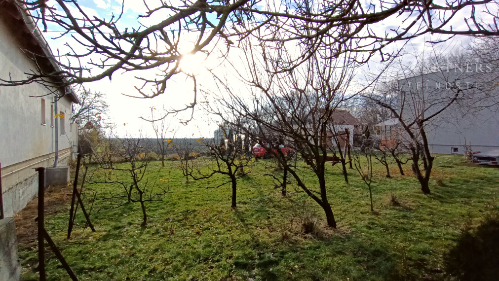 Stavebný pozemok na predaj, Hurbanovo-Holanovo