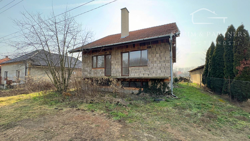 Viacpodlažný rodinný dom v Búči za SKVELÚ CENU