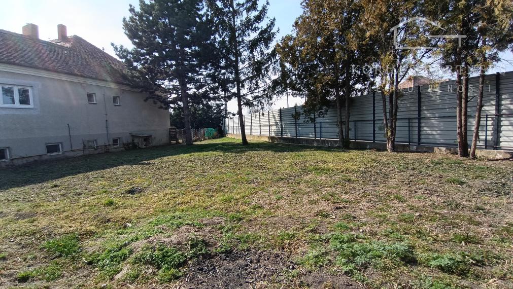 Stavebný pozemok na predaj, Nesvady