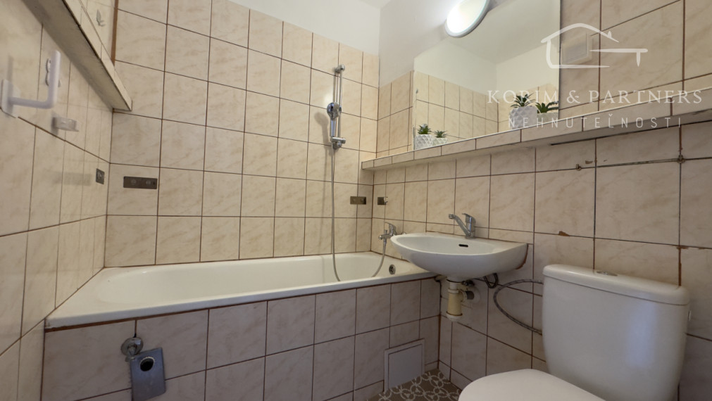 1 izbový byt na prenájom,  Bauring Komárno