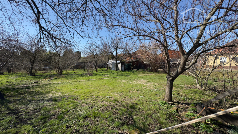 Pozemok na prenájom  pri novej nemocnici, Nové Zámky