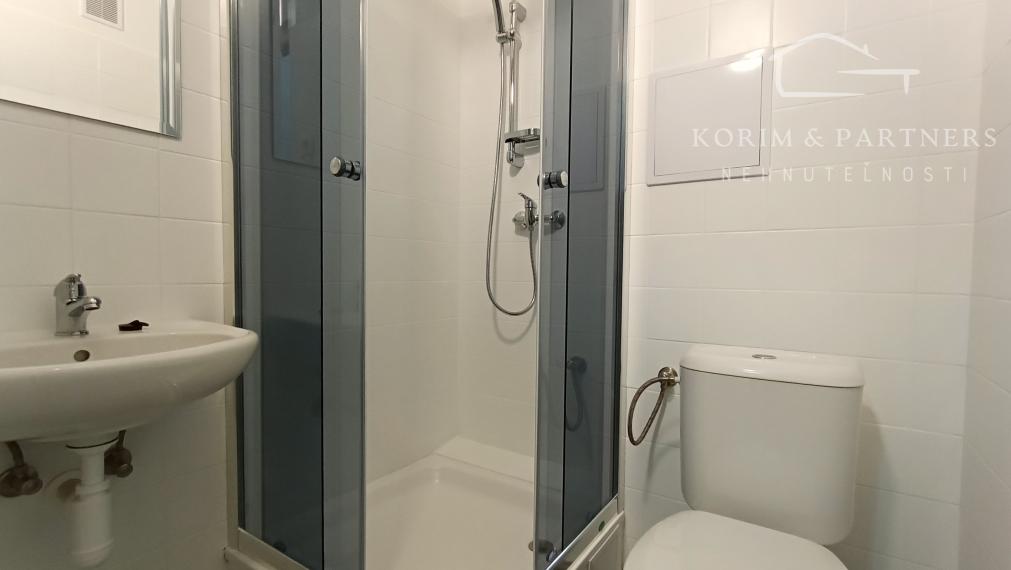 1 izbový byt na prenájom, Bene, Komárno