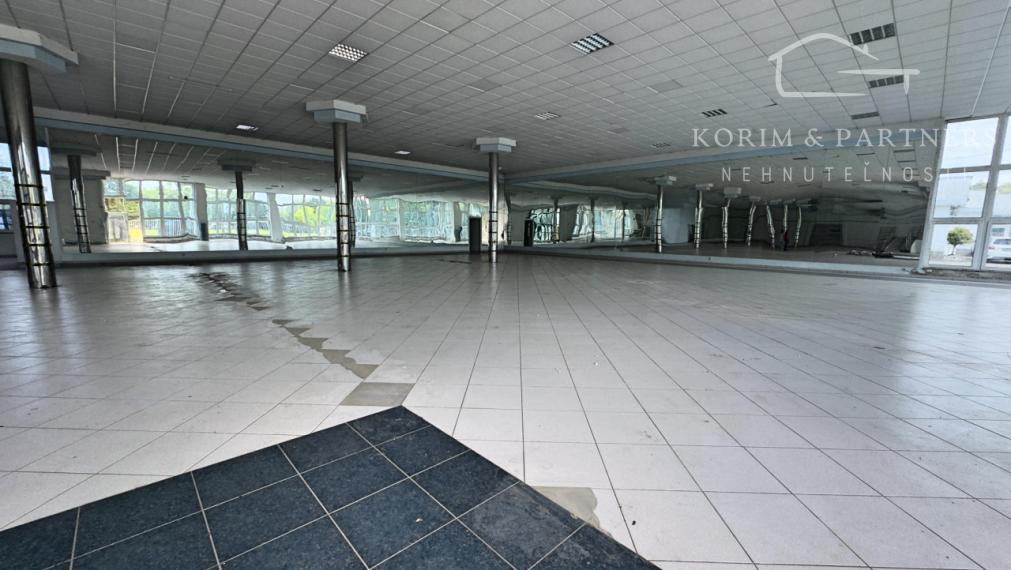 Bývalý autosalón s autoservisom pod jednou strechou na predaj, Hurbanovo