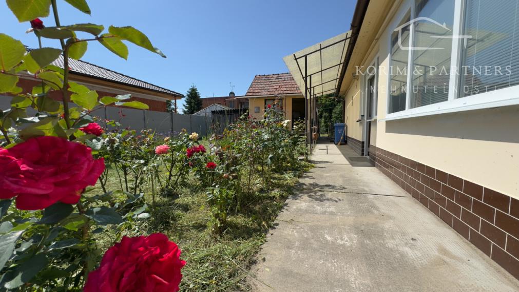 Útulný sedliacky domček na predaj, Zemianska Oľča