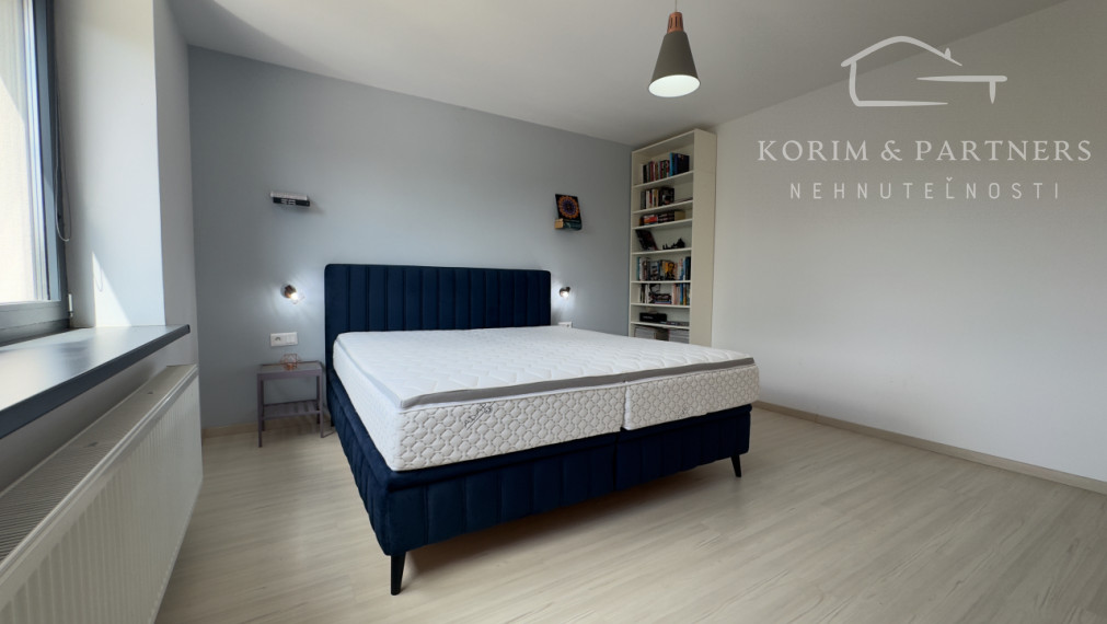 REZERVOVANÉ - Originálny rodinný dom na Leteckom poli,  Komárno