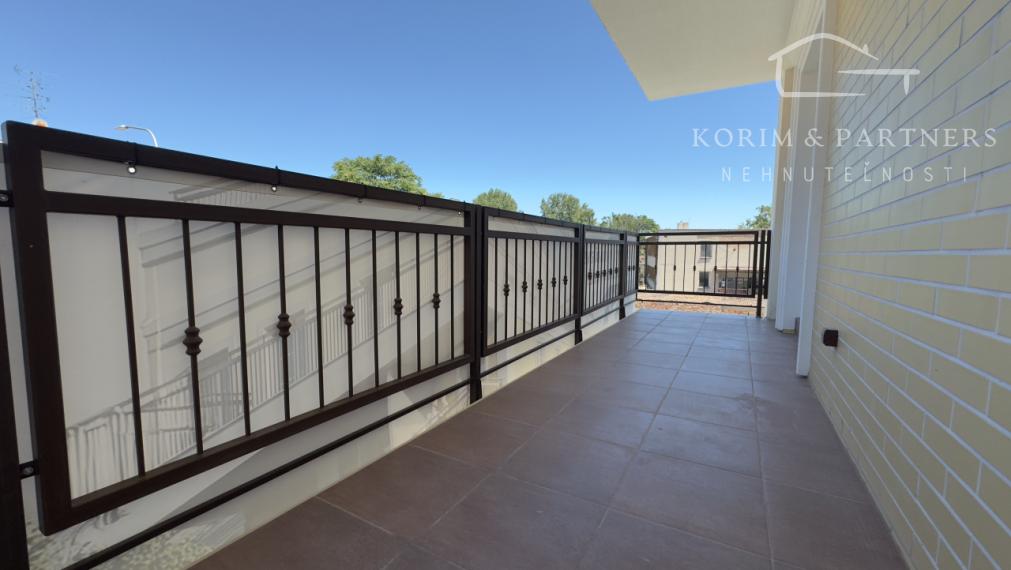 1 izbový apartmán B306 v Danubia Residence v Komárne