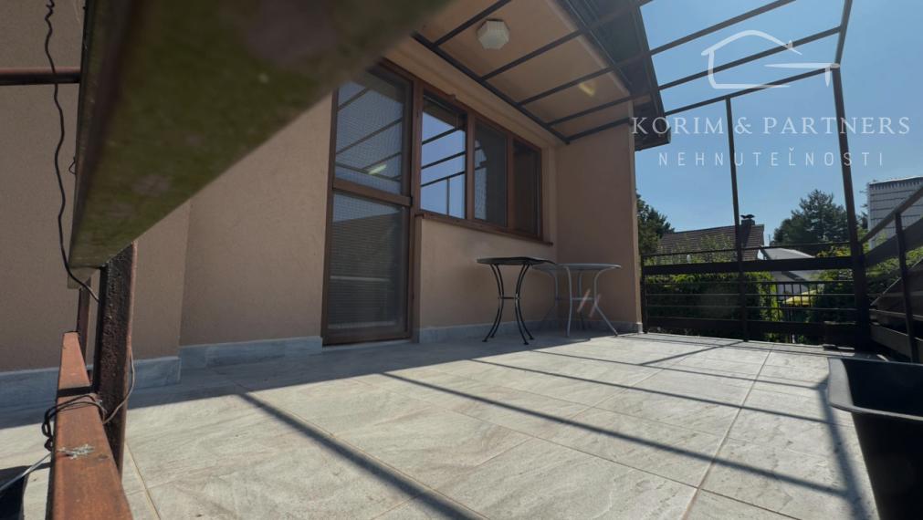 Poschodová chata v relaxačnej oáze pri virtskom jazere