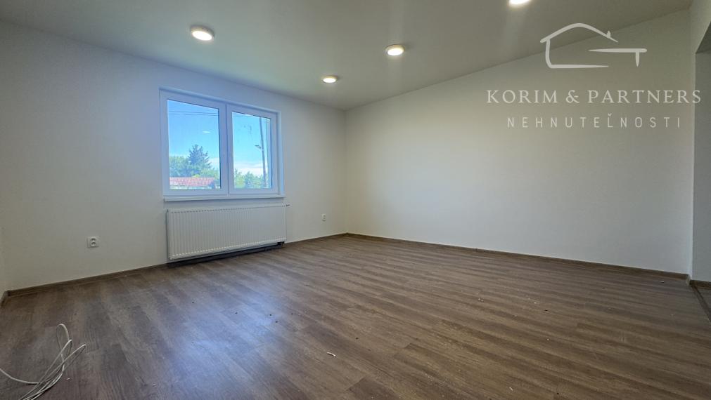 Čerstvo kompletne zrekonštruovaný rodinný dom, Zemianska Oľča