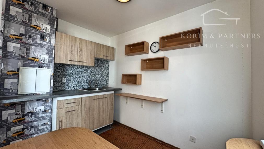 Jednoizbový byt na ulici Družstevnej v Komárne