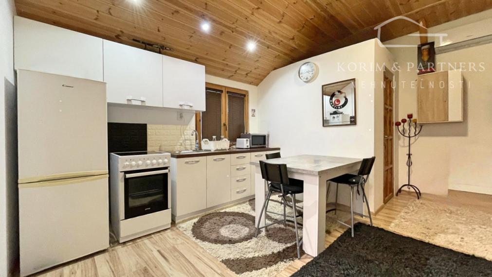 Chata so záhradou v rekreačnej časti Novej Osady