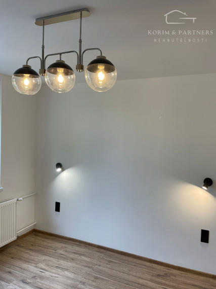 Elegantný, novučičký 3 izbový byt v tichej ulici v Komárne