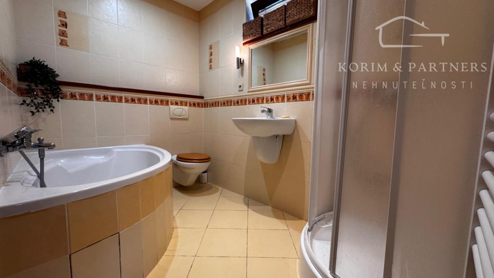 Útulný a skvelo vyzerajúci dom v tichej ulici, Iža