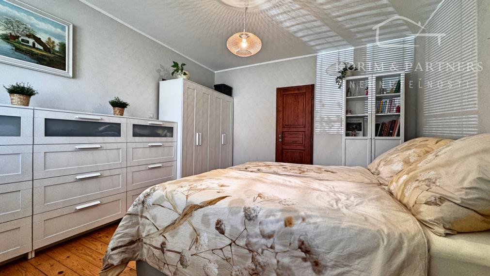 Útulný a skvelo vyzerajúci dom v tichej ulici, Iža