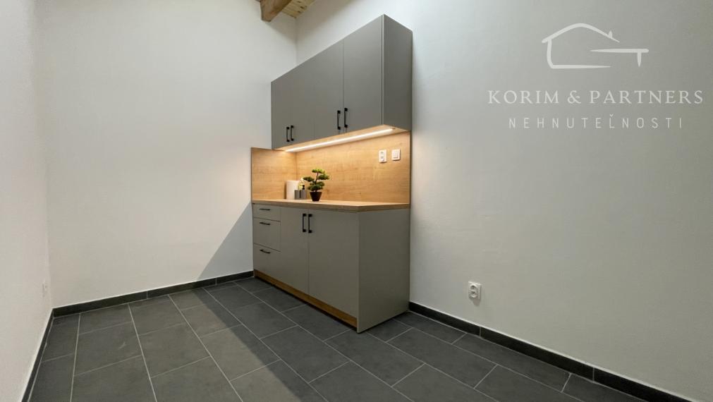 Murovaná Hala na predaj