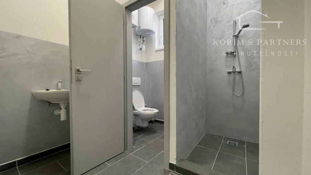 Murovaná Hala na prenájom