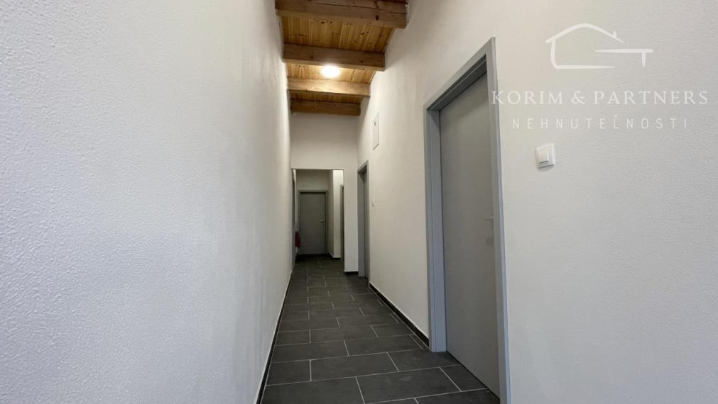 Murovaná Hala na prenájom