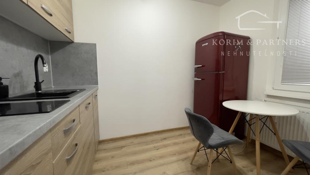 Zrekonštruovaný 1-izbový byt – ideálny na bývanie aj investíciu