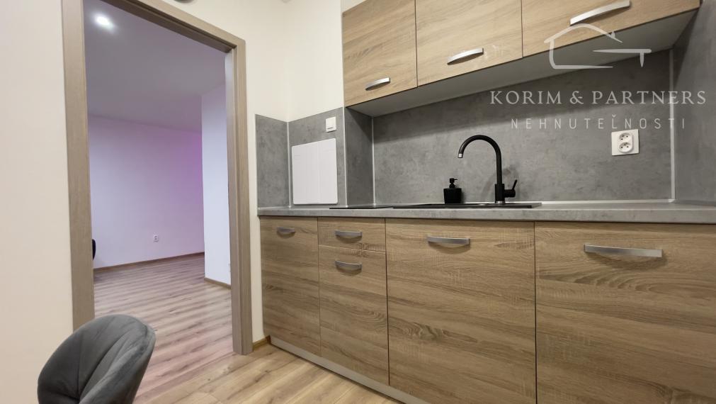 Zrekonštruovaný 1-izbový byt – ideálny na bývanie aj investíciu