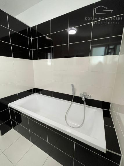 Moderný 2 izbový byt na prenájom, Nové Zámky