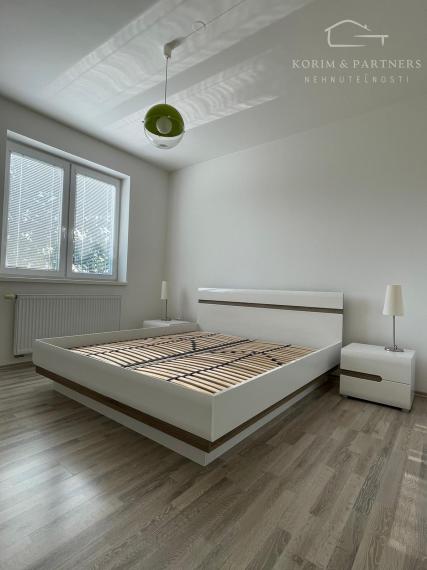 Moderný 2 izbový byt na prenájom, Nové Zámky