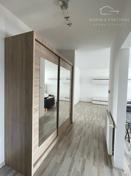 Moderný 2 izbový byt na prenájom, Nové Zámky