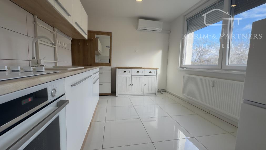 1 izbový byt na Hradnej do prenájmu