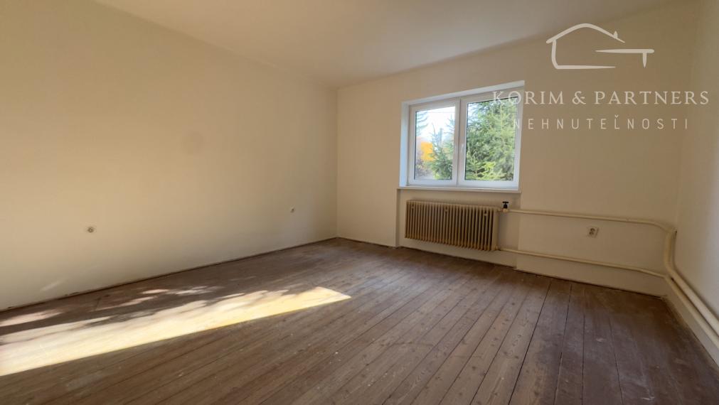 Perspektívny rodinný dom v centre obce Vrakúň