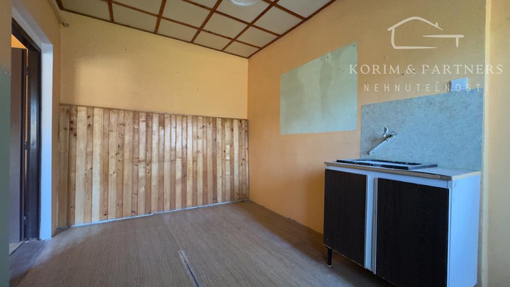 Perspektívny rodinný dom v centre obce Vrakúň