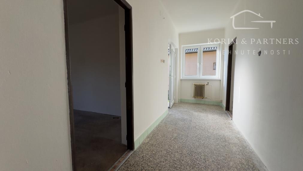 Perspektívny rodinný dom v centre obce Vrakúň