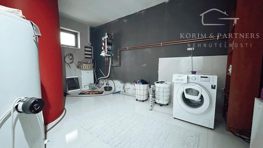 Prestížny rodinný dom na Veľkom Harčáši – symfónia priestoru, súkromia a elegancie