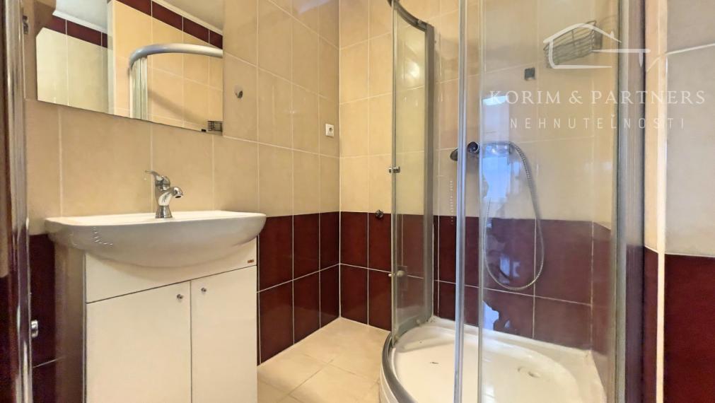 Viac než len 2-izbový byt na prenájom,  Komárno