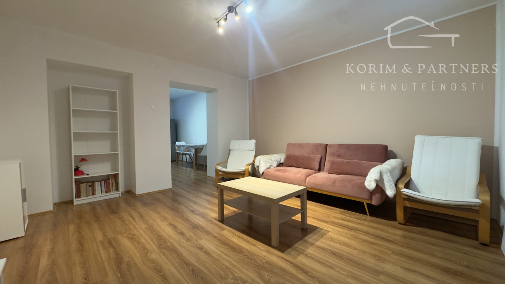 Dvojizbový tehlový byt, svetlejší a pokojnejší než čakáte, Ul. Odborárov