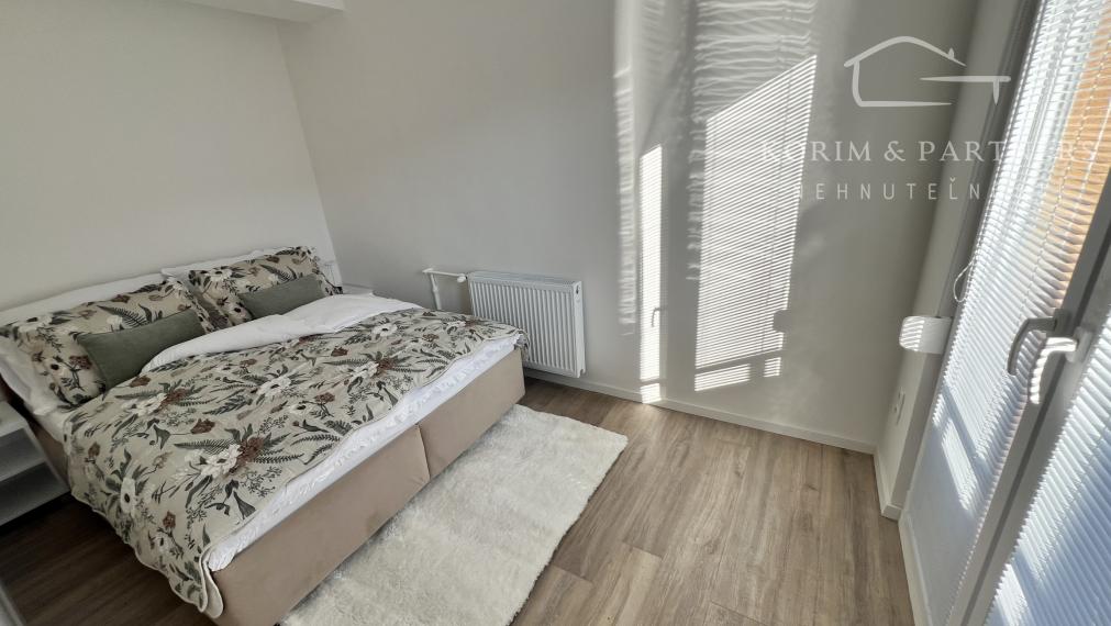 Hotový 2-izbový byt po rekonštrukcii, Komárno – I. sídlisko