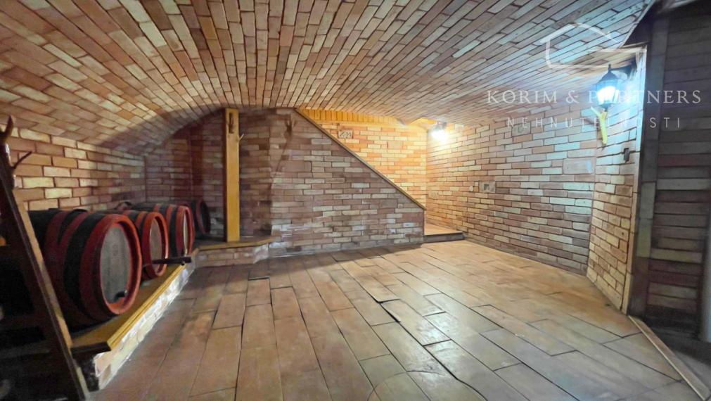 Priestranný rodinný dom s vlastným charakterom, Komárno