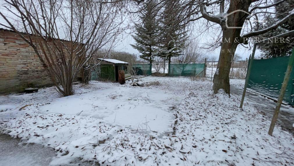 Rodinný dom s priestranným pozemkom, Iža