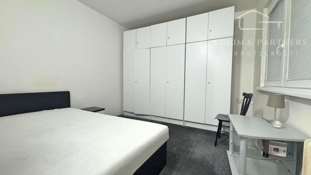 1-izbový byt – praktické bývanie alebo rozumná investícia