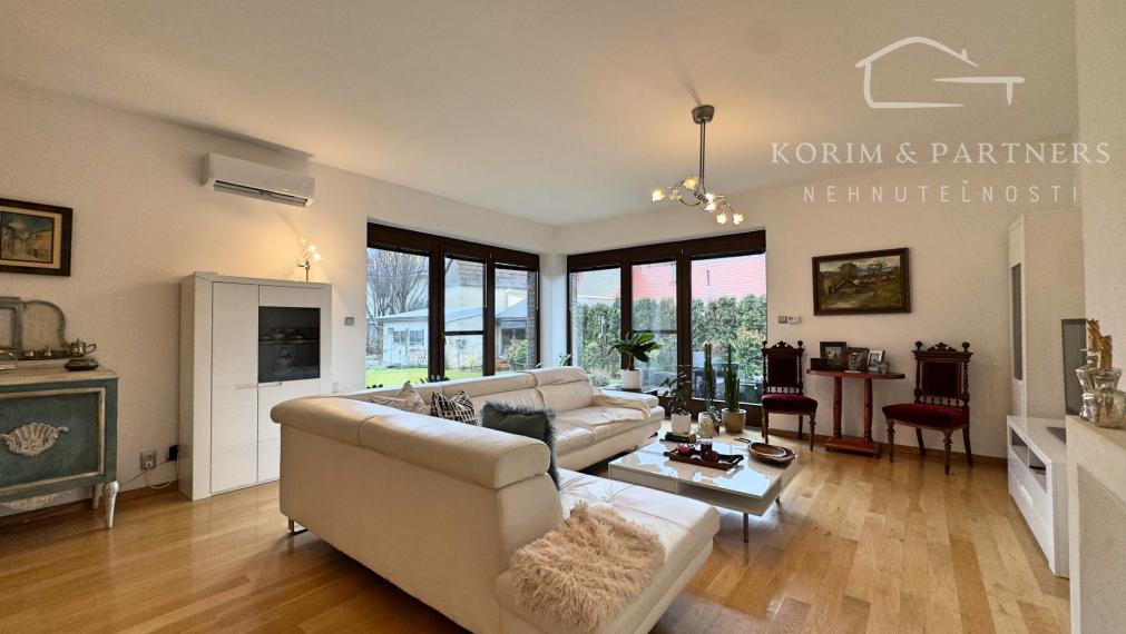 Exkluzívny rodinný dom Komárno – inteligentný luxus a skutočný pokoj